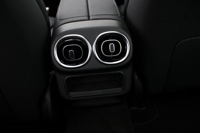 New 2025 Mercedes-Benz GLC 43 AMG 4MATIC image 40