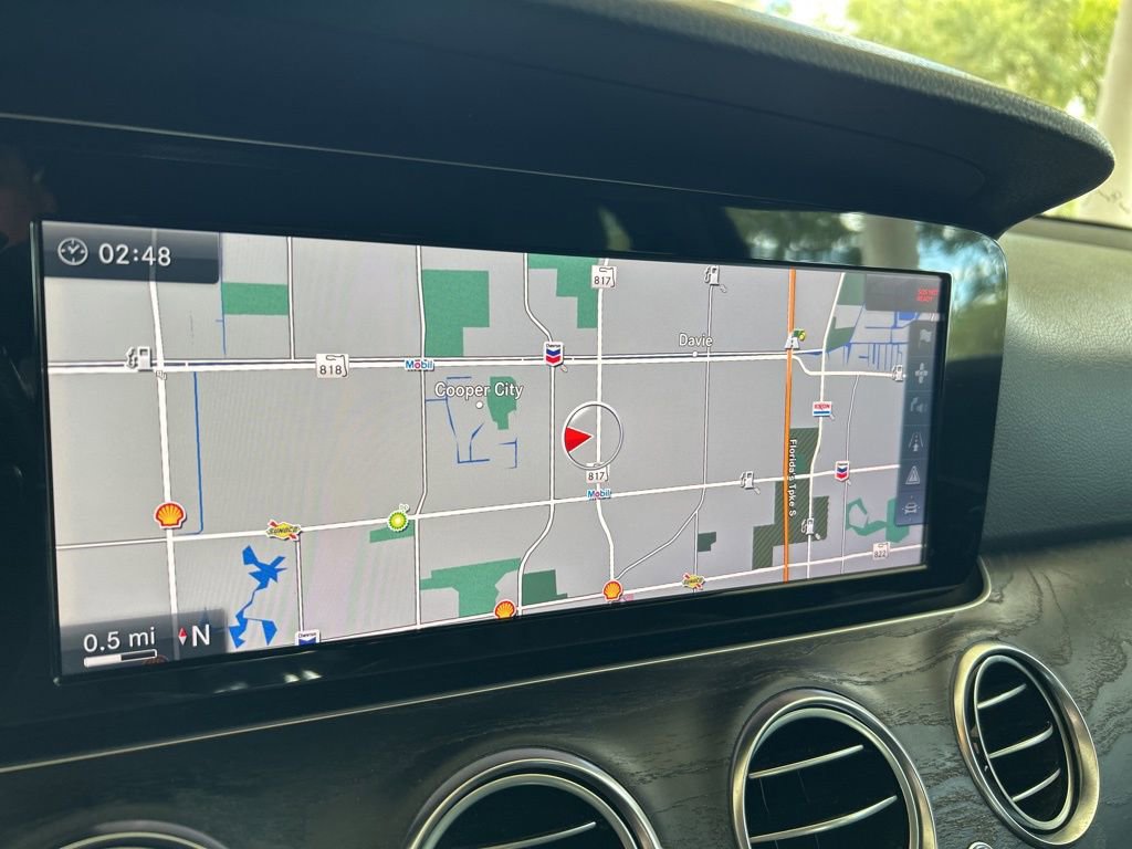 Used 2017 Mercedes-Benz E 300 w/ Premium 1 Package image 10