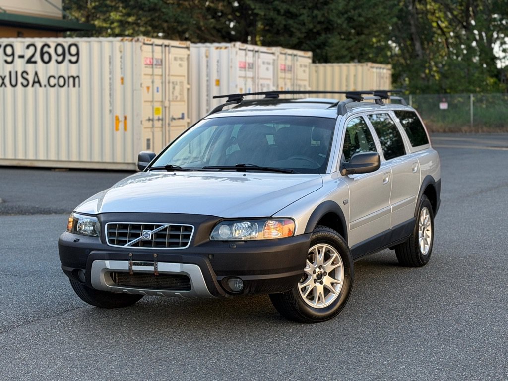 Used 2004 Volvo V70