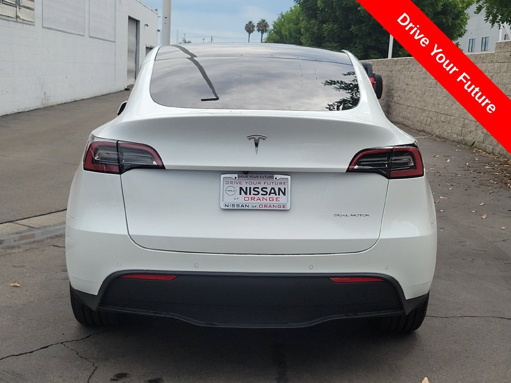 Used 2022 Tesla Model Y Long Range AWD/4WD image 27
