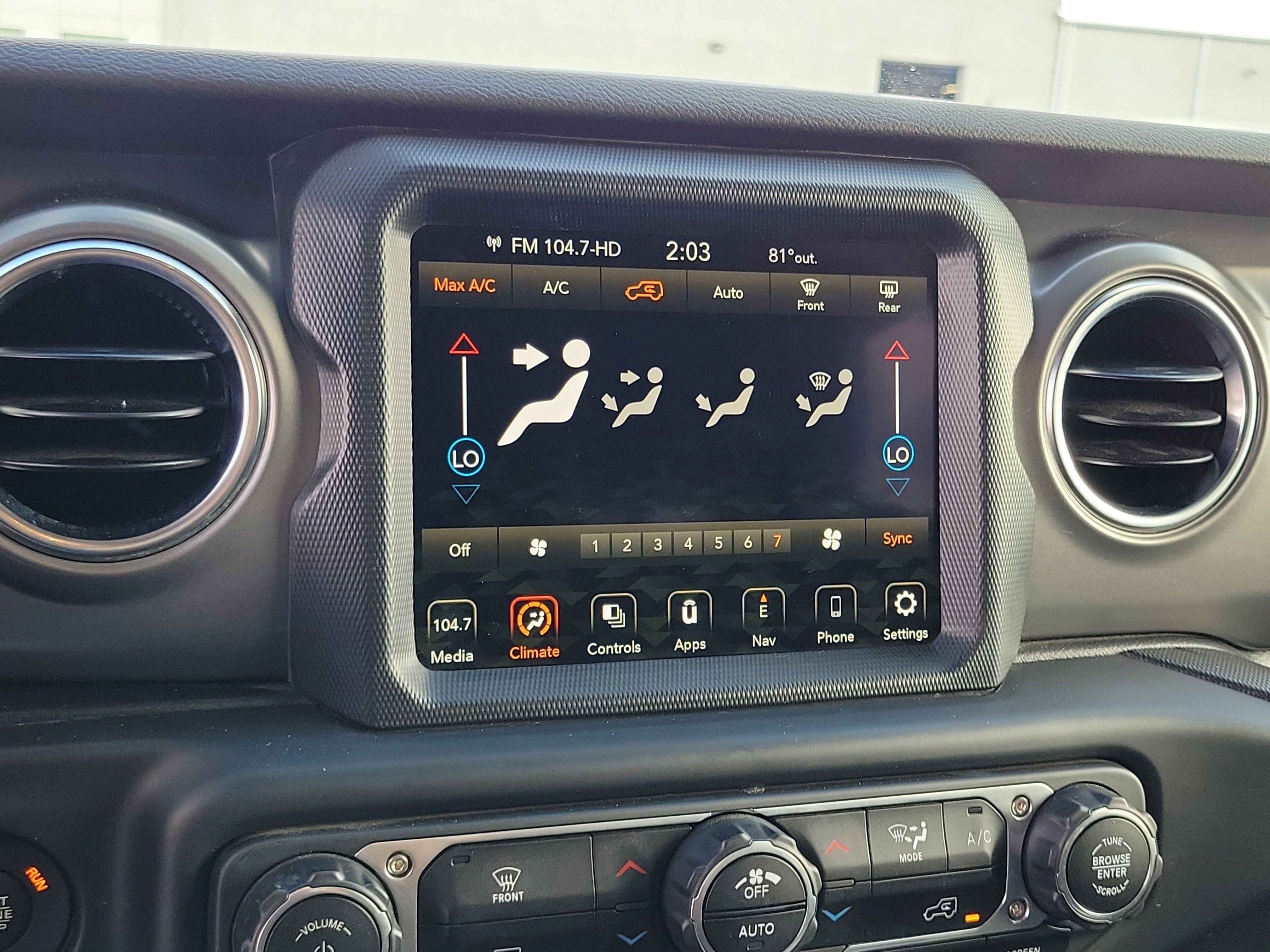 Used 2022 Jeep Wrangler Unlimited Rubicon image 26