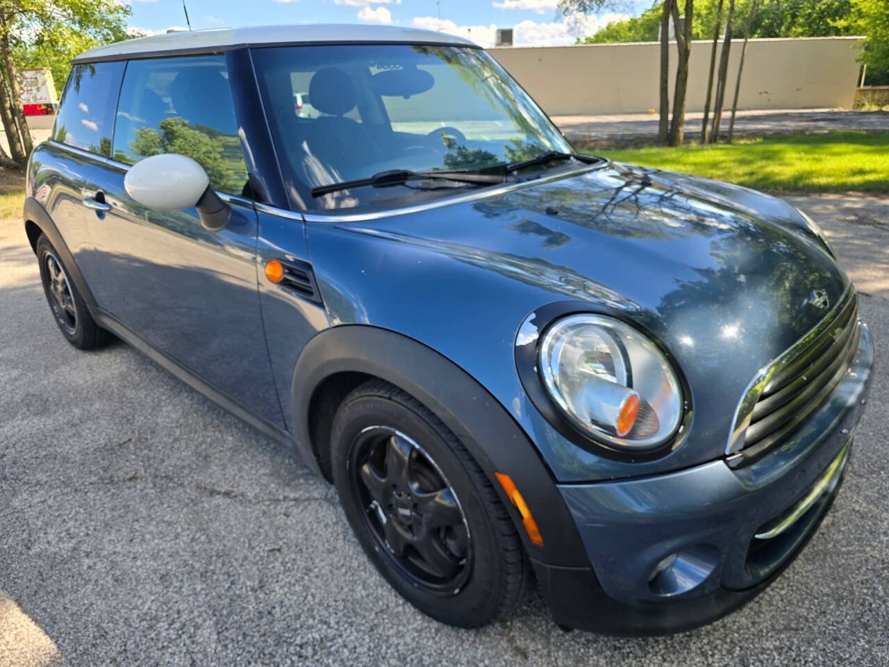 Used 2011 MINI Cooper Hardtop w/ Cold Weather Pkg FWD image 3