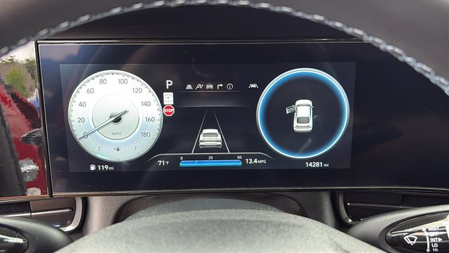 Used 2025 Hyundai Elantra N FWD image 16