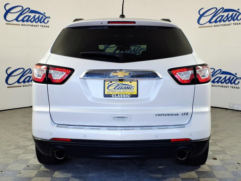 Used 2016 Chevrolet Traverse LTZ FWD image 4