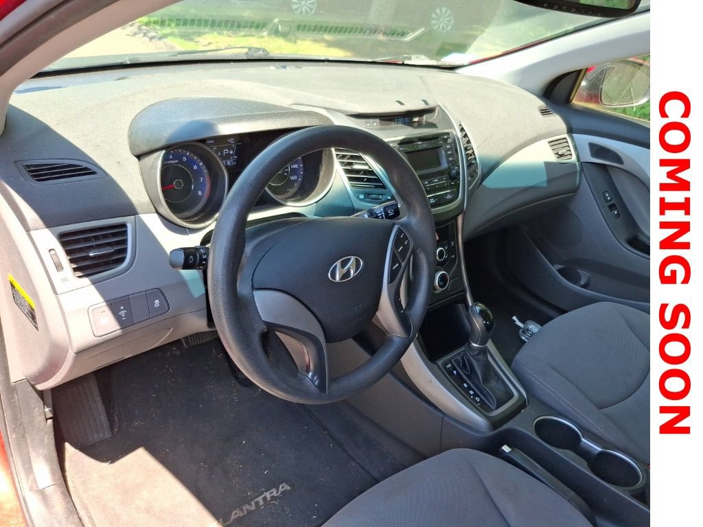 Used 2015 Hyundai Elantra SE FWD image 11