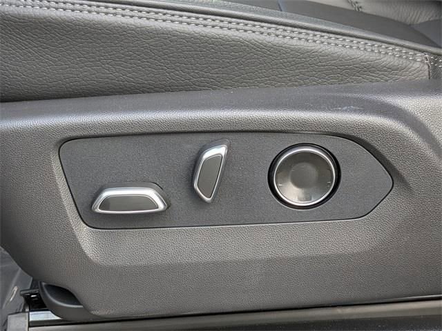 New 2026 GMC Yukon XL Denali image 24