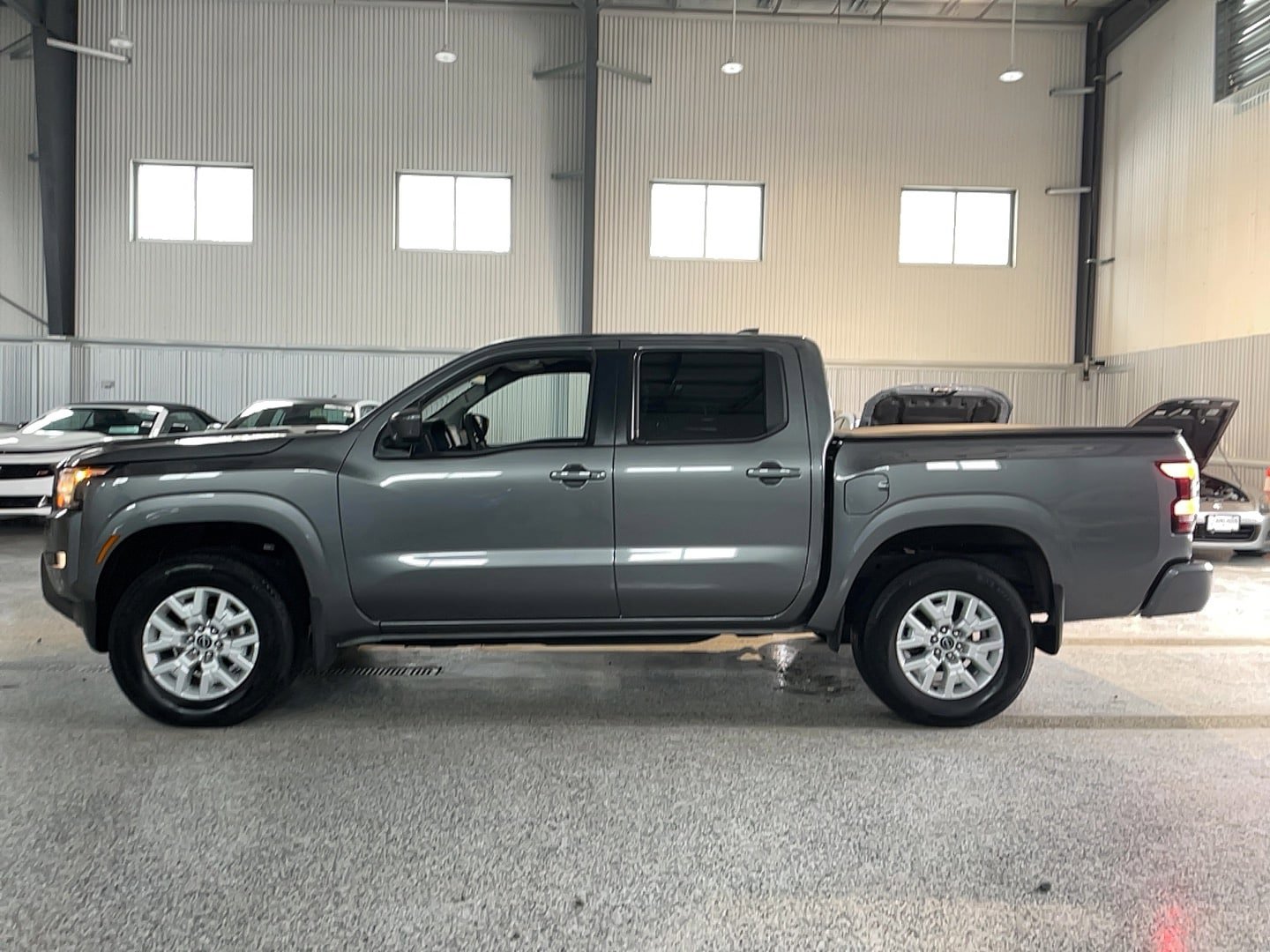 Used 2024 Nissan Frontier SV w/ SV Convenience Package AWD/4WD image 3