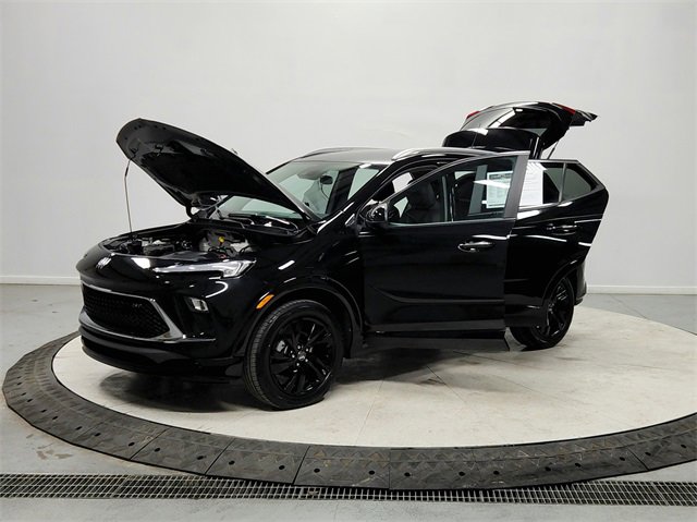 Used 2024 Buick Encore GX Sport Touring image 11