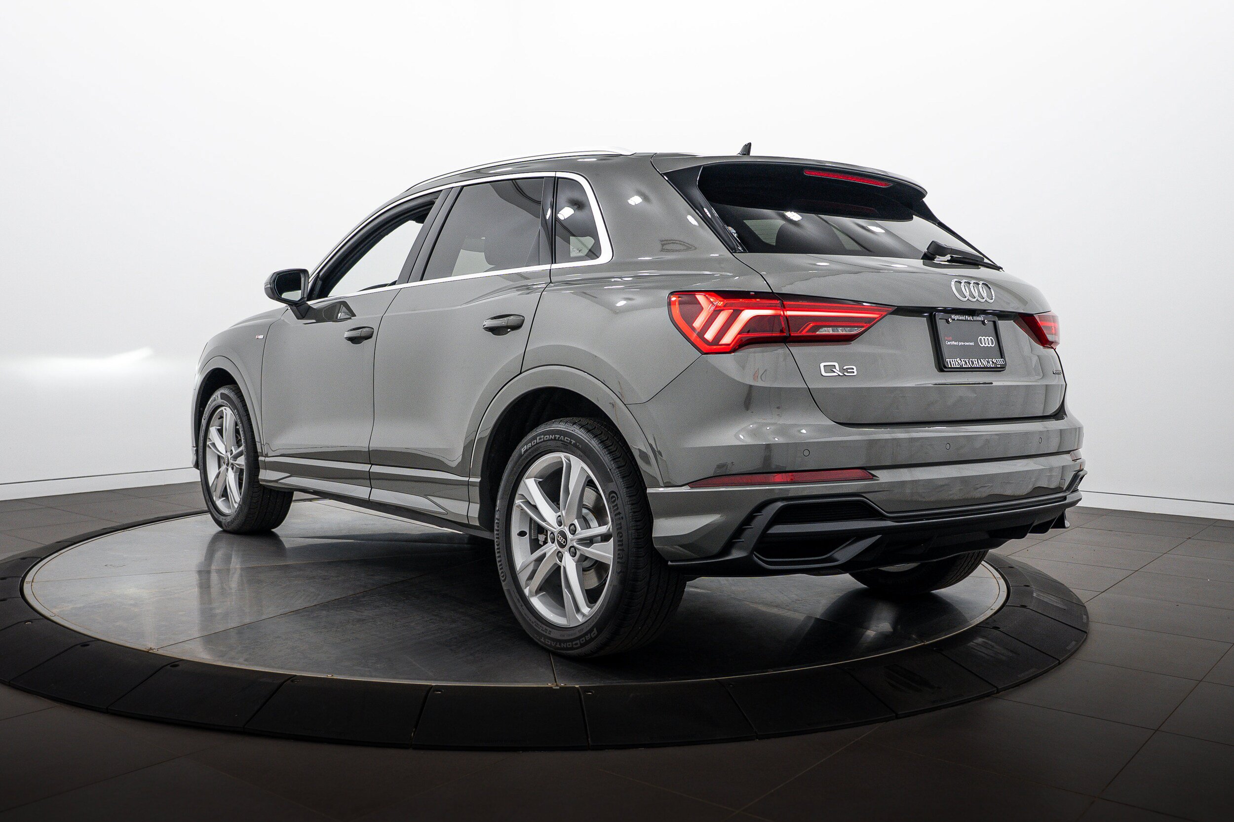 Used 2022 Audi Q3 2.0T Premium AWD/4WD image 5