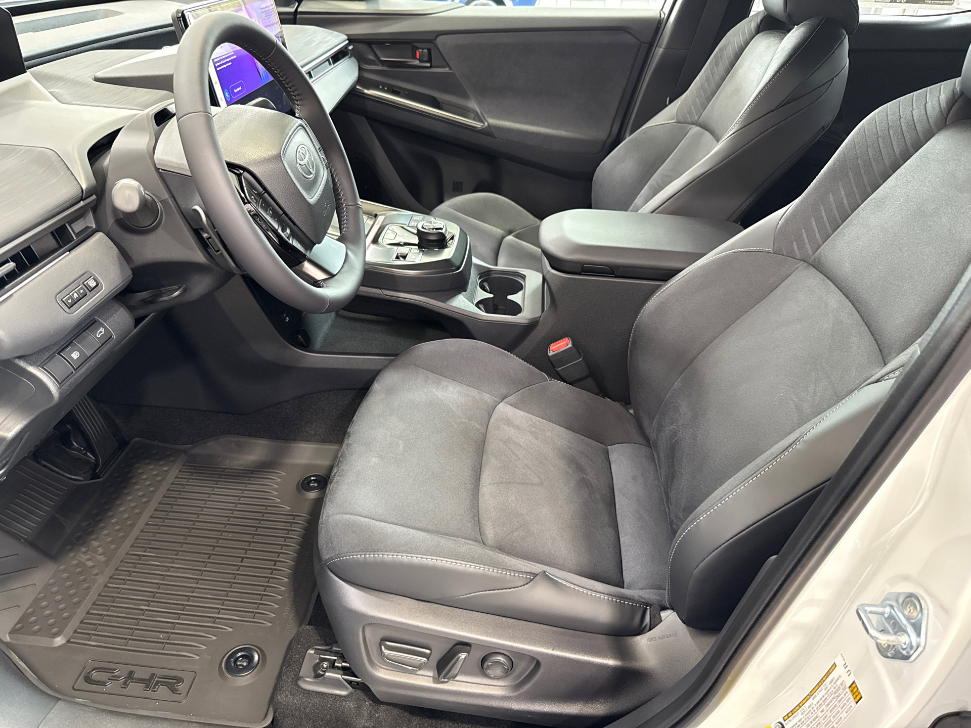New 2026 Toyota C-HR AWD/4WD image 27