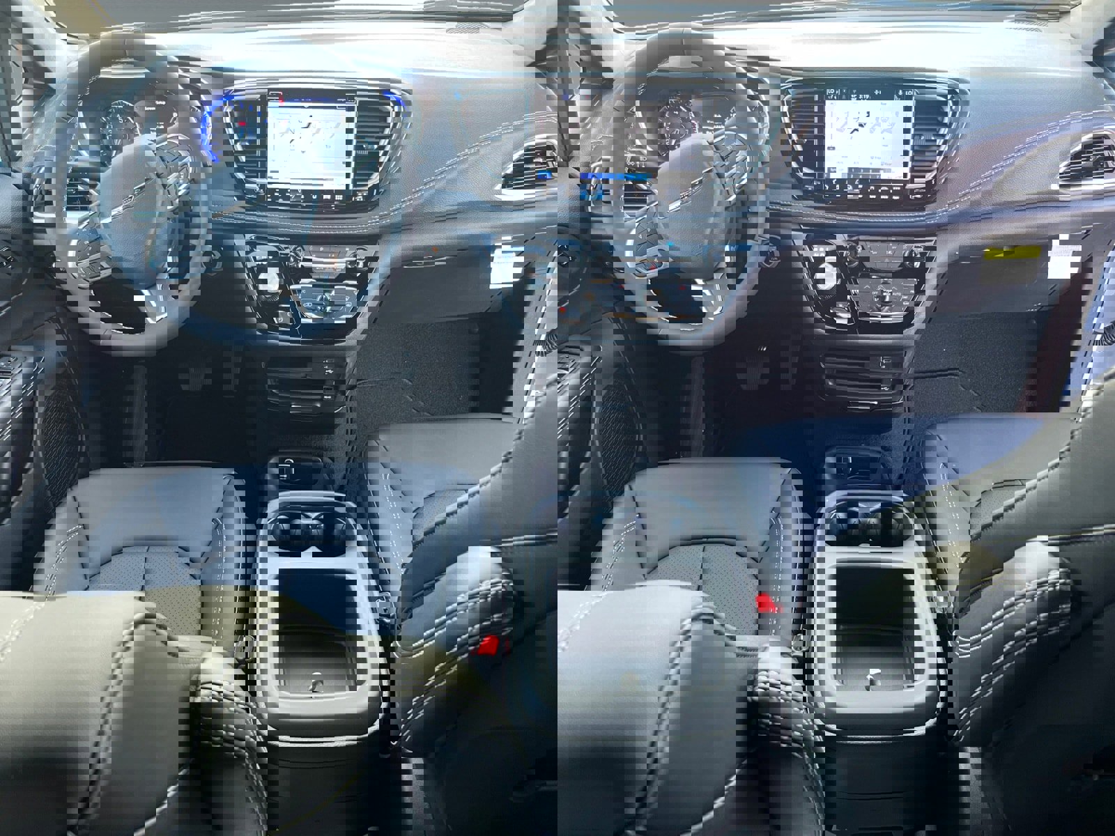 New 2026 Chrysler Pacifica Select image 10