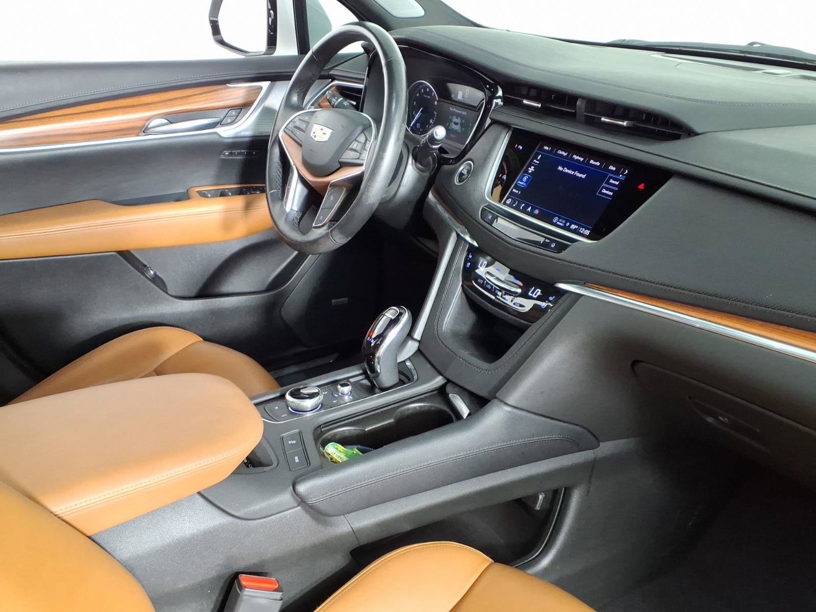 Certified 2024 Cadillac XT5 Premium Luxury FWD image 7