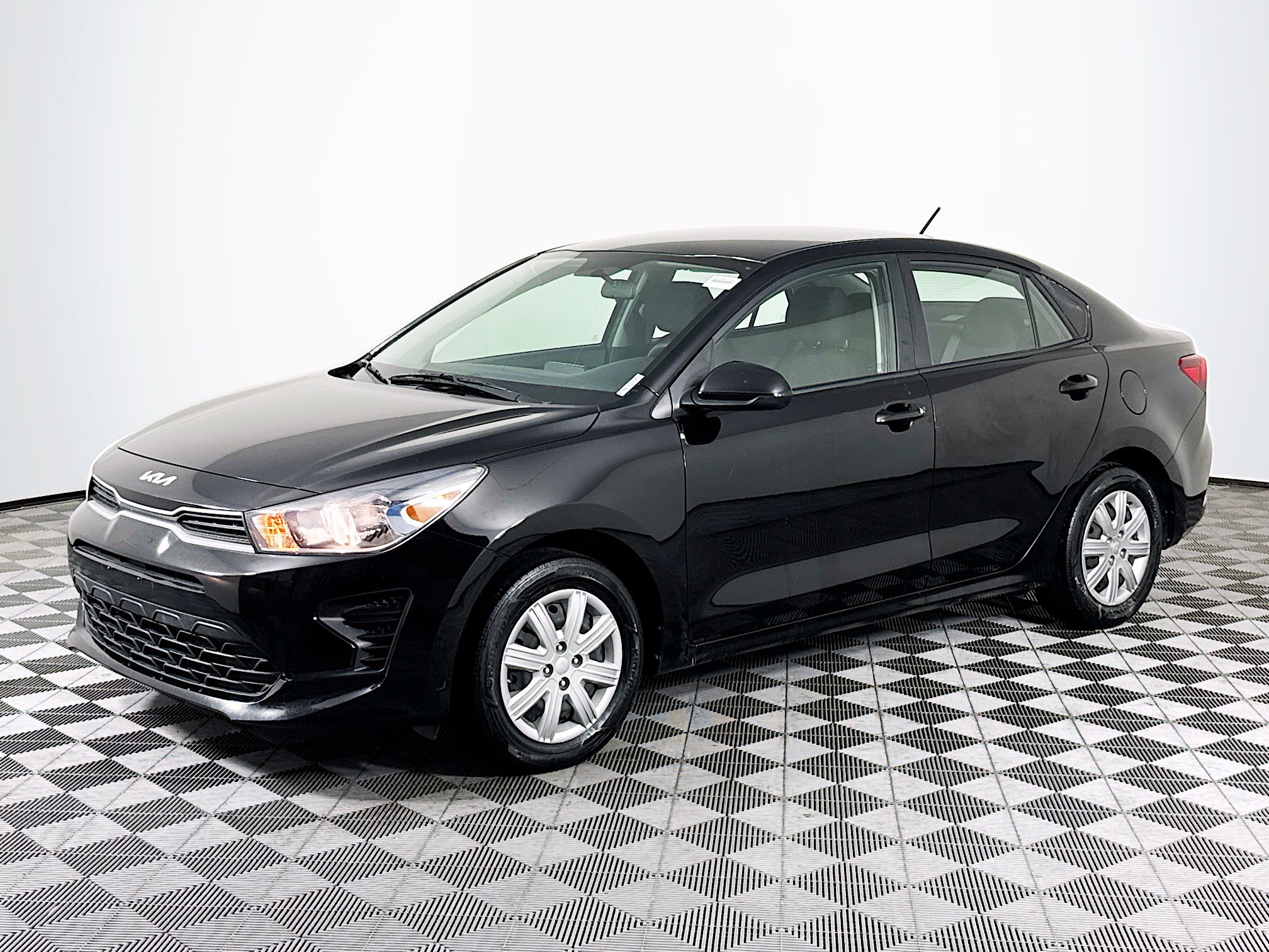 Used 2022 Kia Rio LX FWD image 4