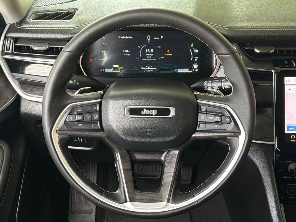 Used 2024 Jeep Grand Cherokee Limited 4xe w/ Luxury Tech Group II image 4