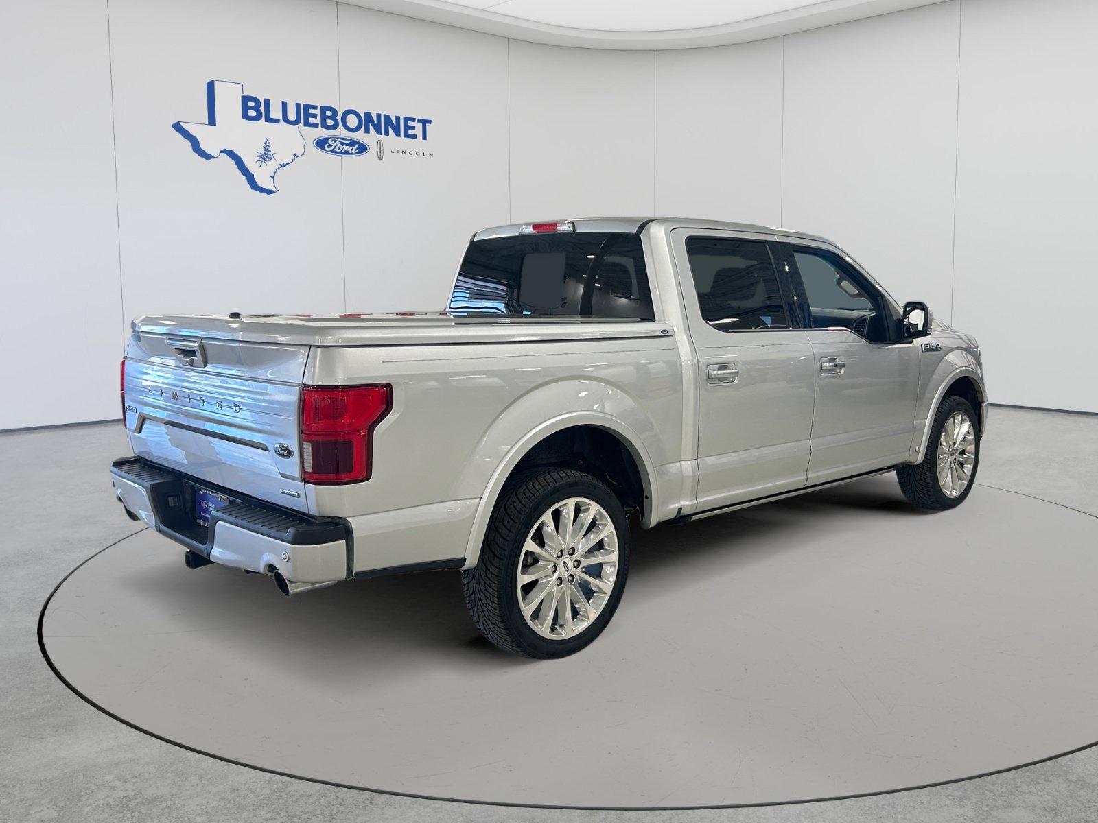 Used 2019 Ford F150 Limited w/ Trailer Tow Package AWD/4WD image 5