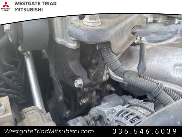 Used 2017 Toyota Camry SE image 10