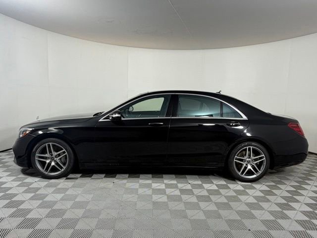 Used 2018 Mercedes-Benz S 560 4MATIC Sedan image 4
