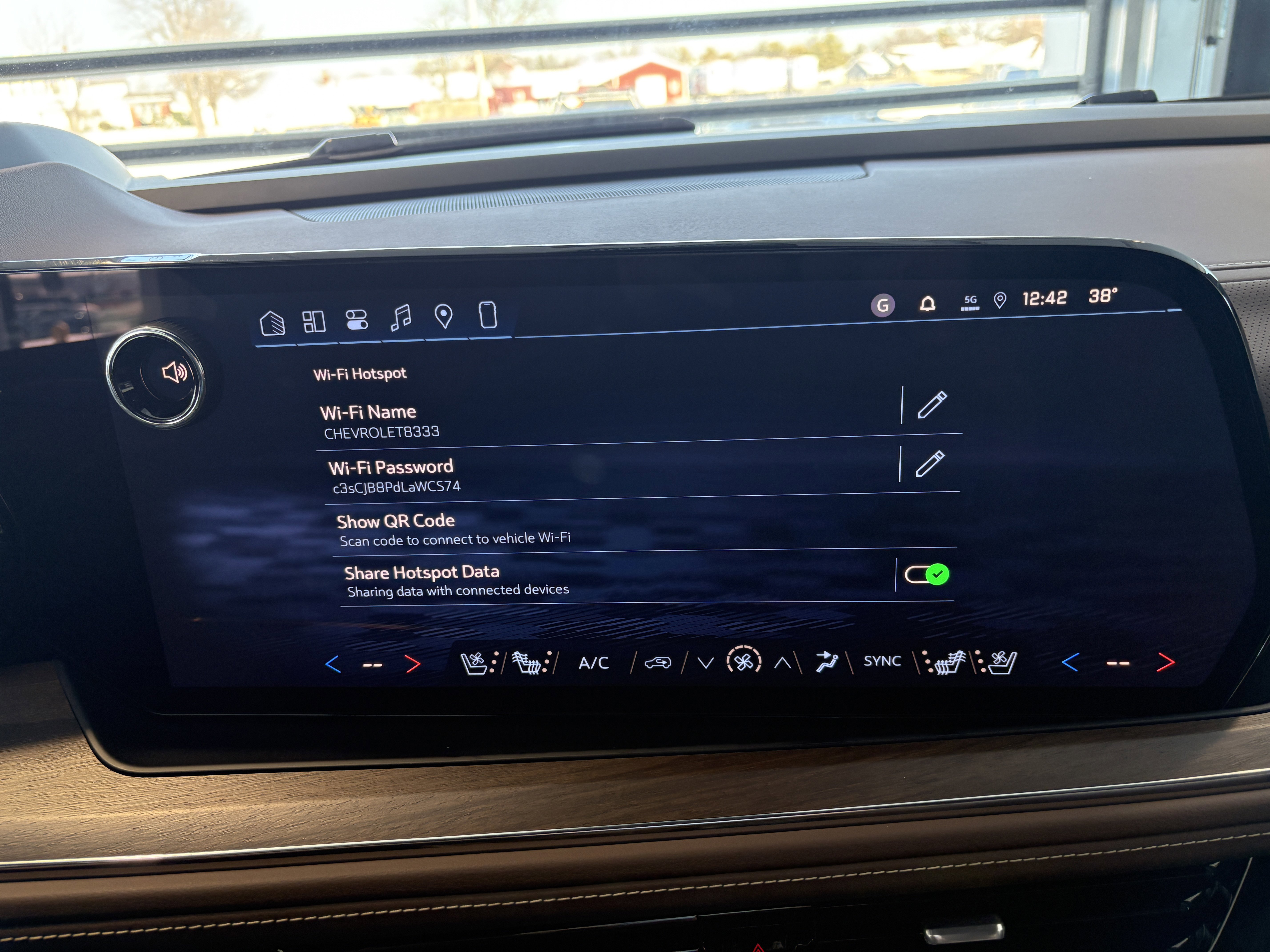 New 2026 Chevrolet Tahoe High Country image 34