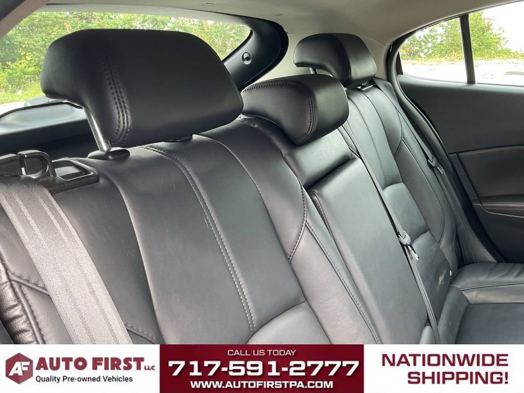 Used 2018 MAZDA MAZDA3 Touring FWD image 18