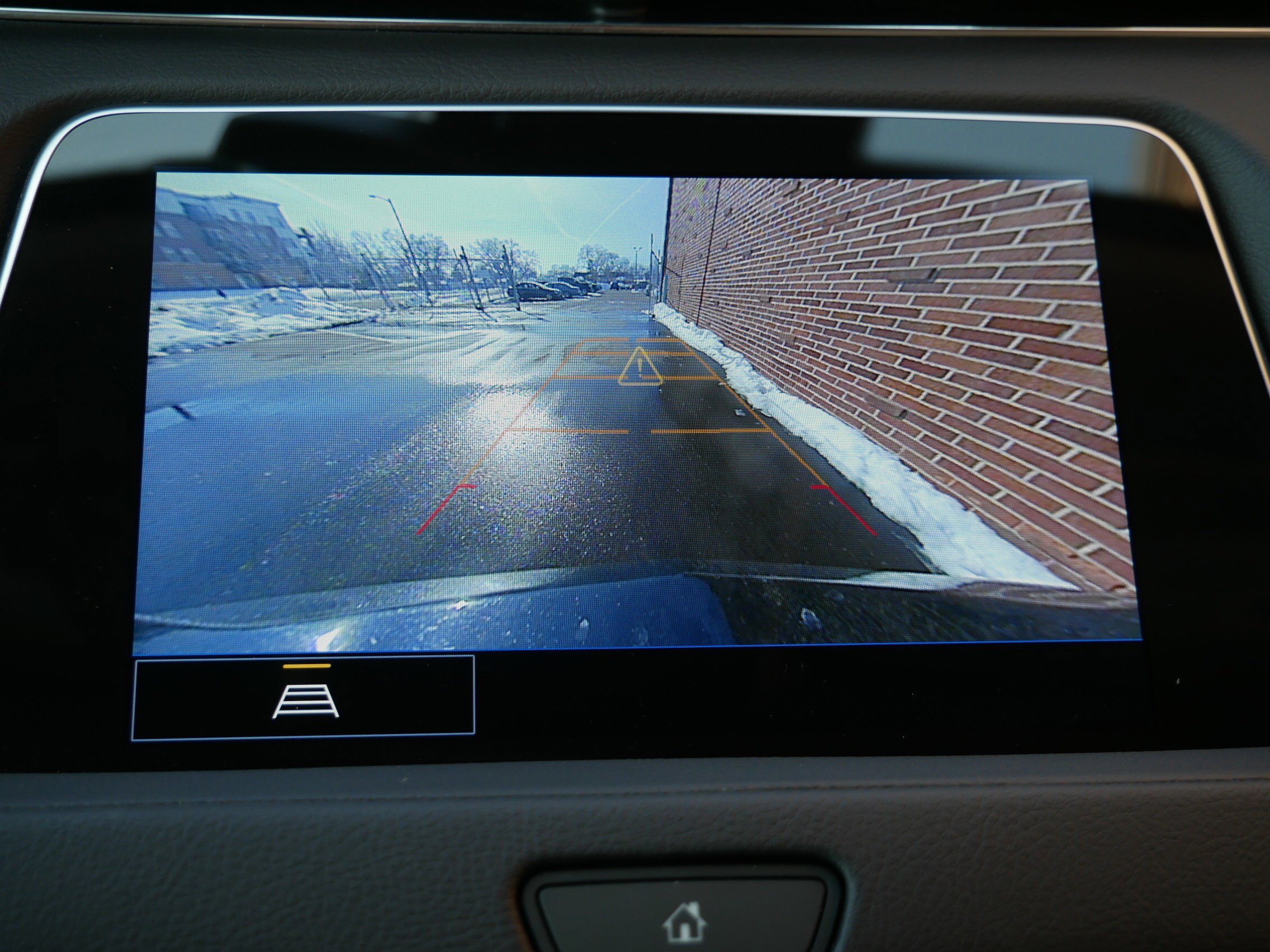 Certified 2022 Cadillac XT4 Luxury image 17