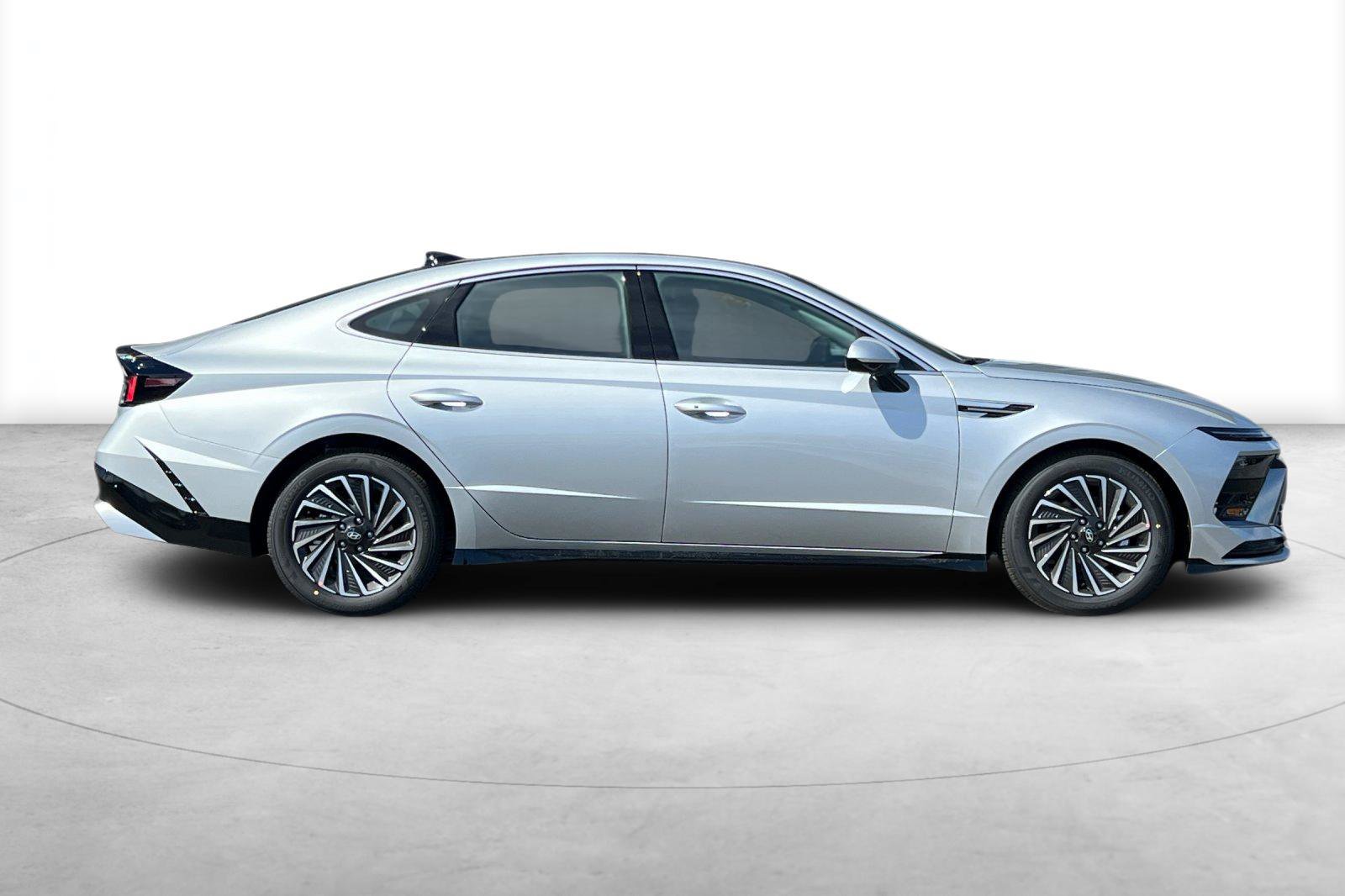 New 2026 Hyundai Sonata SEL FWD image 7