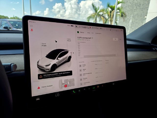 Used 2024 Tesla Model Y Long Range AWD/4WD image 30