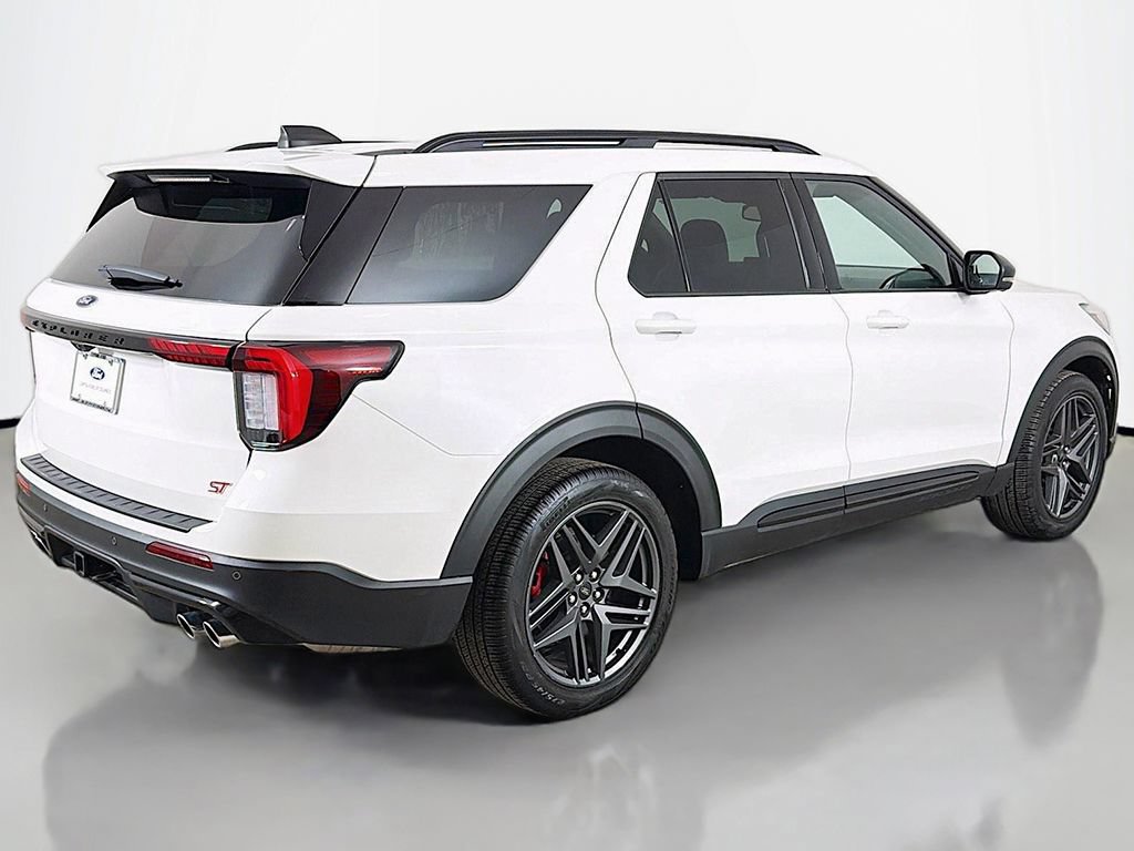 Used 2025 Ford Explorer ST AWD/4WD image 16