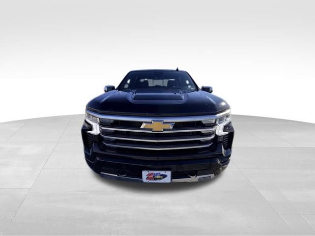Certified 2023 Chevrolet Silverado 1500 High Country w/ Technology Package image 3