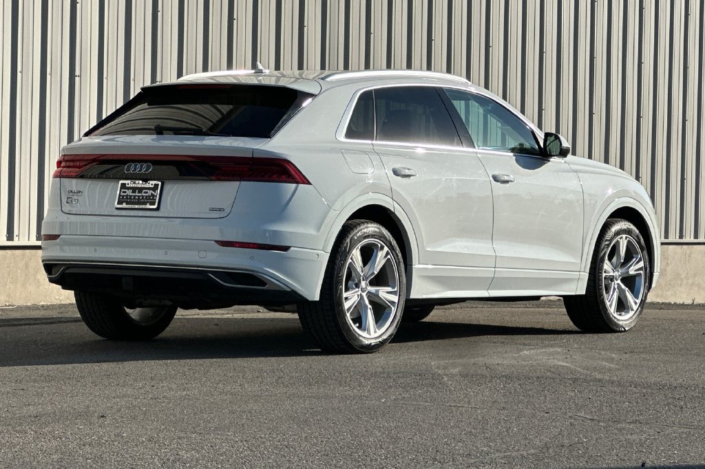 Used 2019 Audi Q8 Premium Plus w/ Premium Plus AWD/4WD image 7