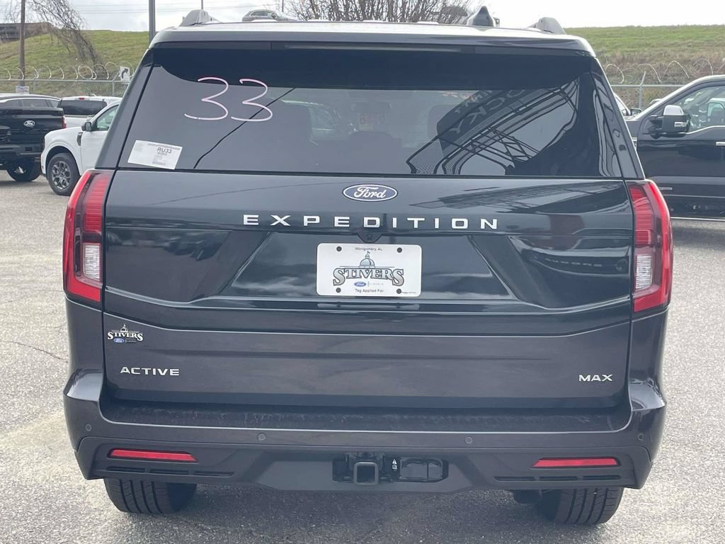 New 2026 Ford Expedition Max Active RWD image 4