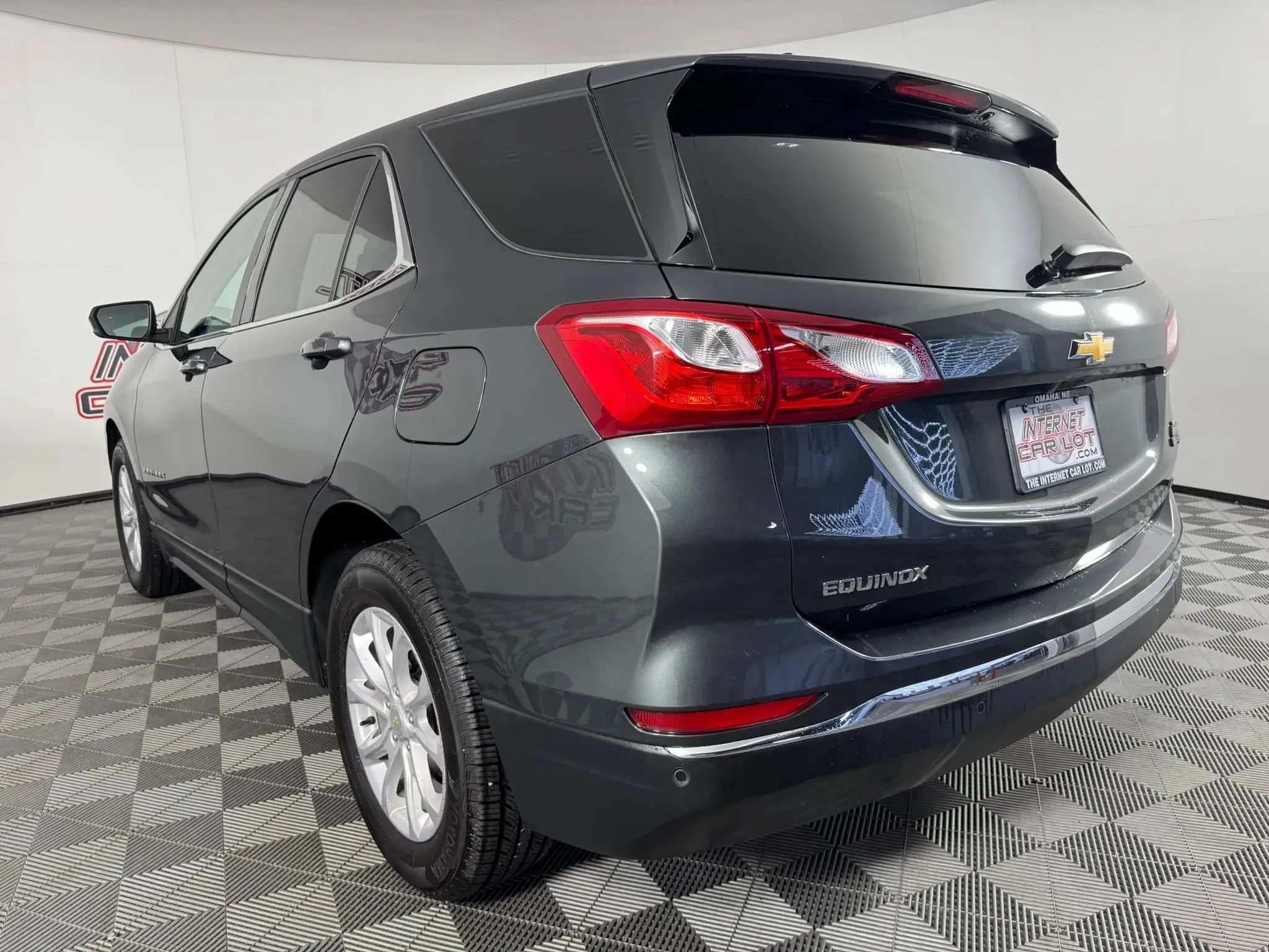 Used 2020 Chevrolet Equinox LT w/ Driver Convenience Package FWD image 26