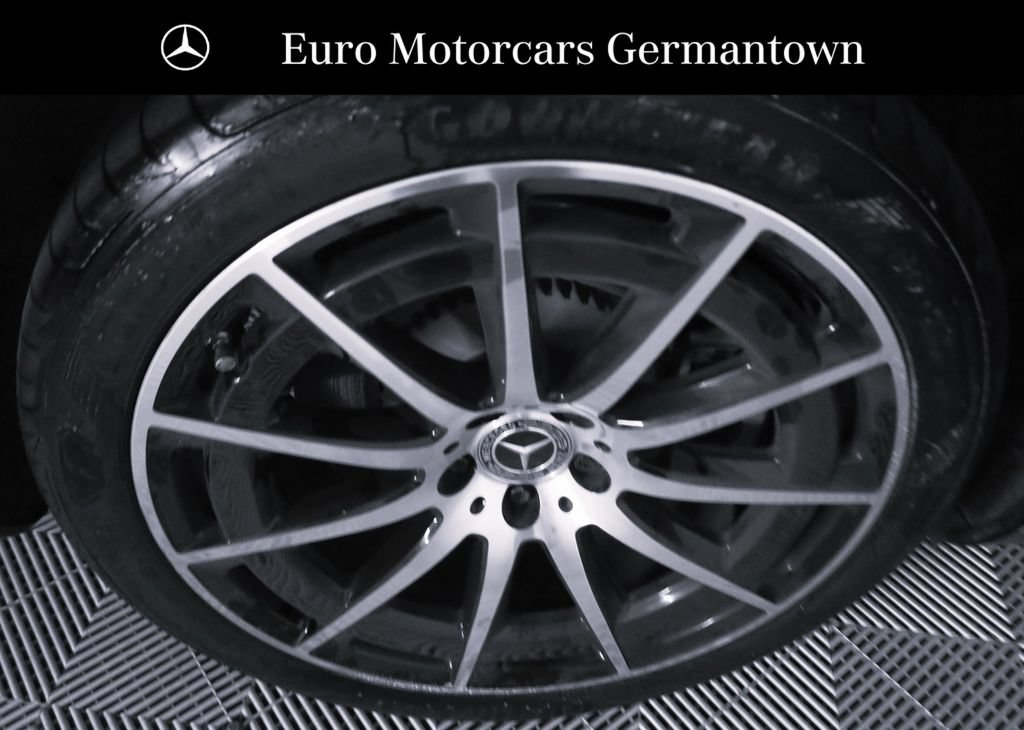 Certified 2023 Mercedes-Benz EQS 580 4MATIC Sedan image 12