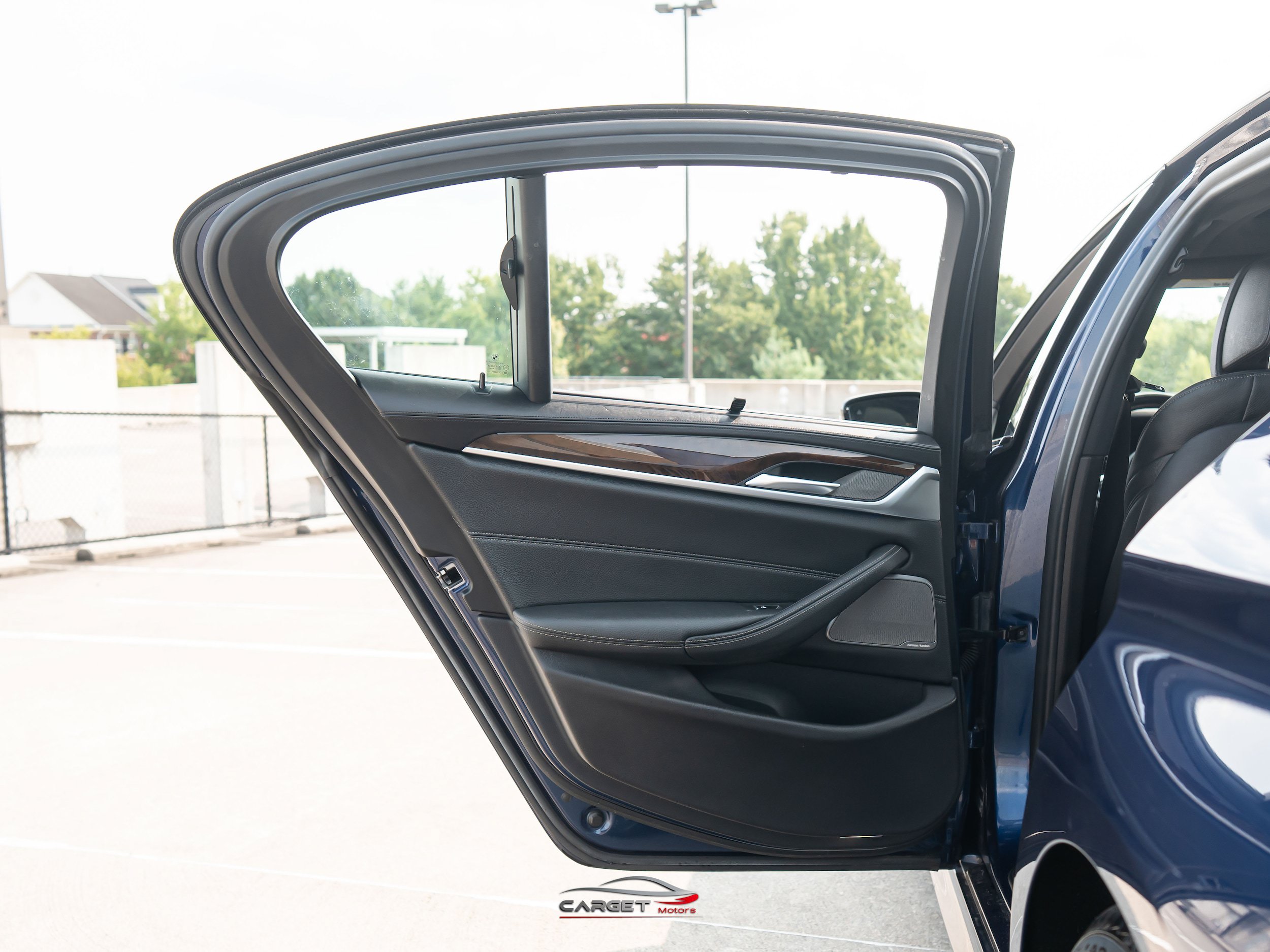 Used 2019 BMW M550i xDrive AWD/4WD image 46
