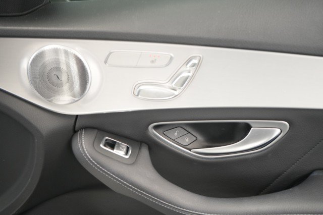 Used 2020 Mercedes-Benz C 300 4MATIC Sedan image 52