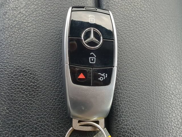 Used 2017 Mercedes-Benz E 300 4MATIC w/ Premium 1 Package image 28