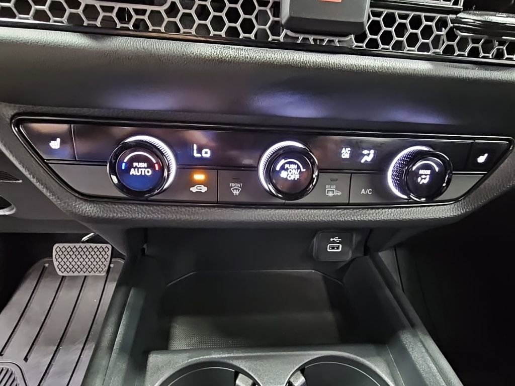 Used 2025 Honda HR-V Sport image 17