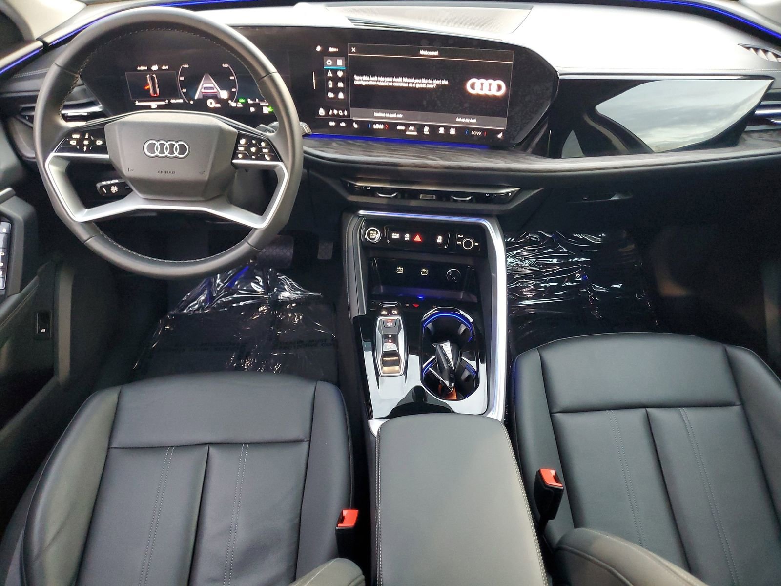 Used 2025 Audi Q5 Premium w/ Convenience Package image 11