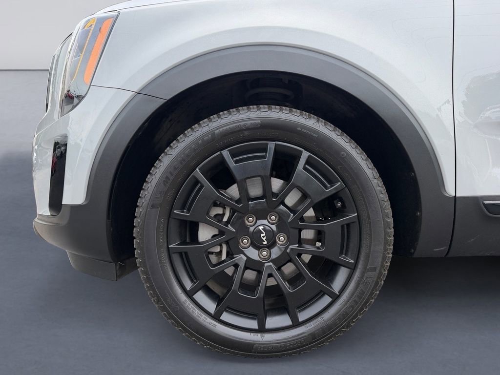 Used 2022 Kia Telluride SX w/ SX Prestige Package AWD/4WD image 9