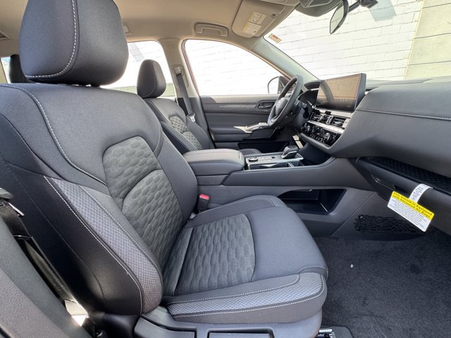 New 2026 Nissan Pathfinder SV w/ Cargo Package AWD/4WD image 10