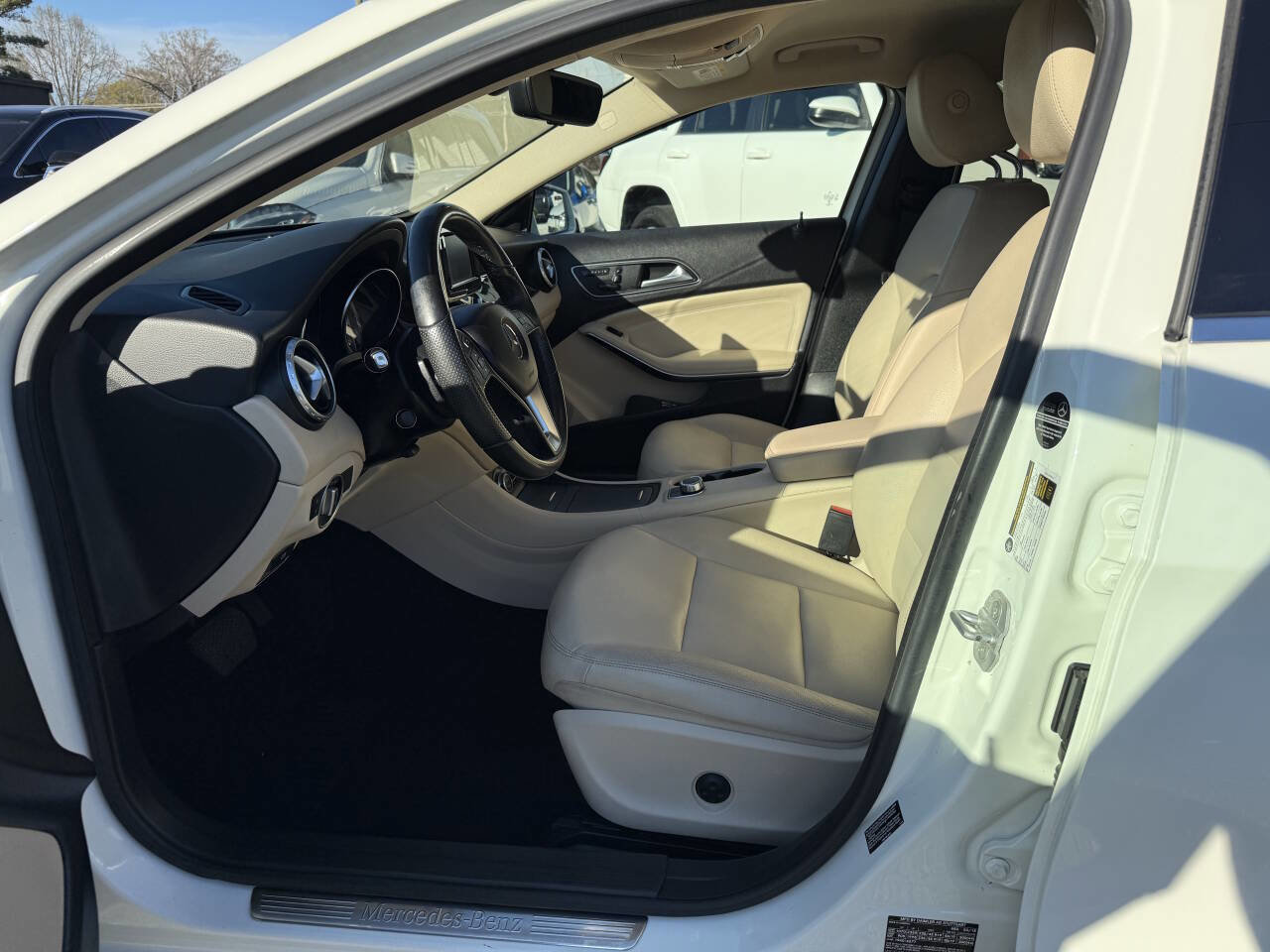 Used 2015 Mercedes-Benz GLA 250 image 7