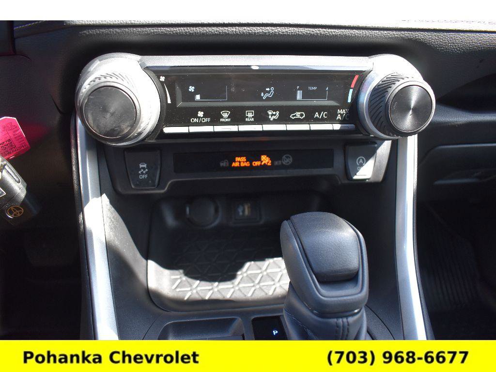 Used 2024 Toyota RAV4 LE image 16