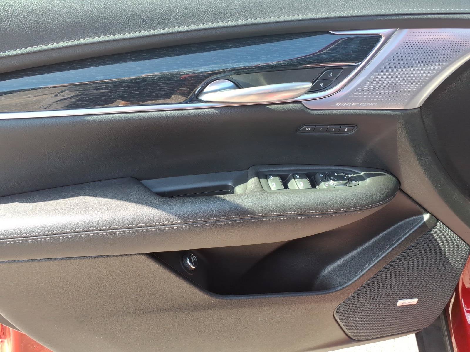 Certified 2024 Cadillac XT5 Premium Luxury w/ LPO, Floor Liner Package AWD/4WD image 16