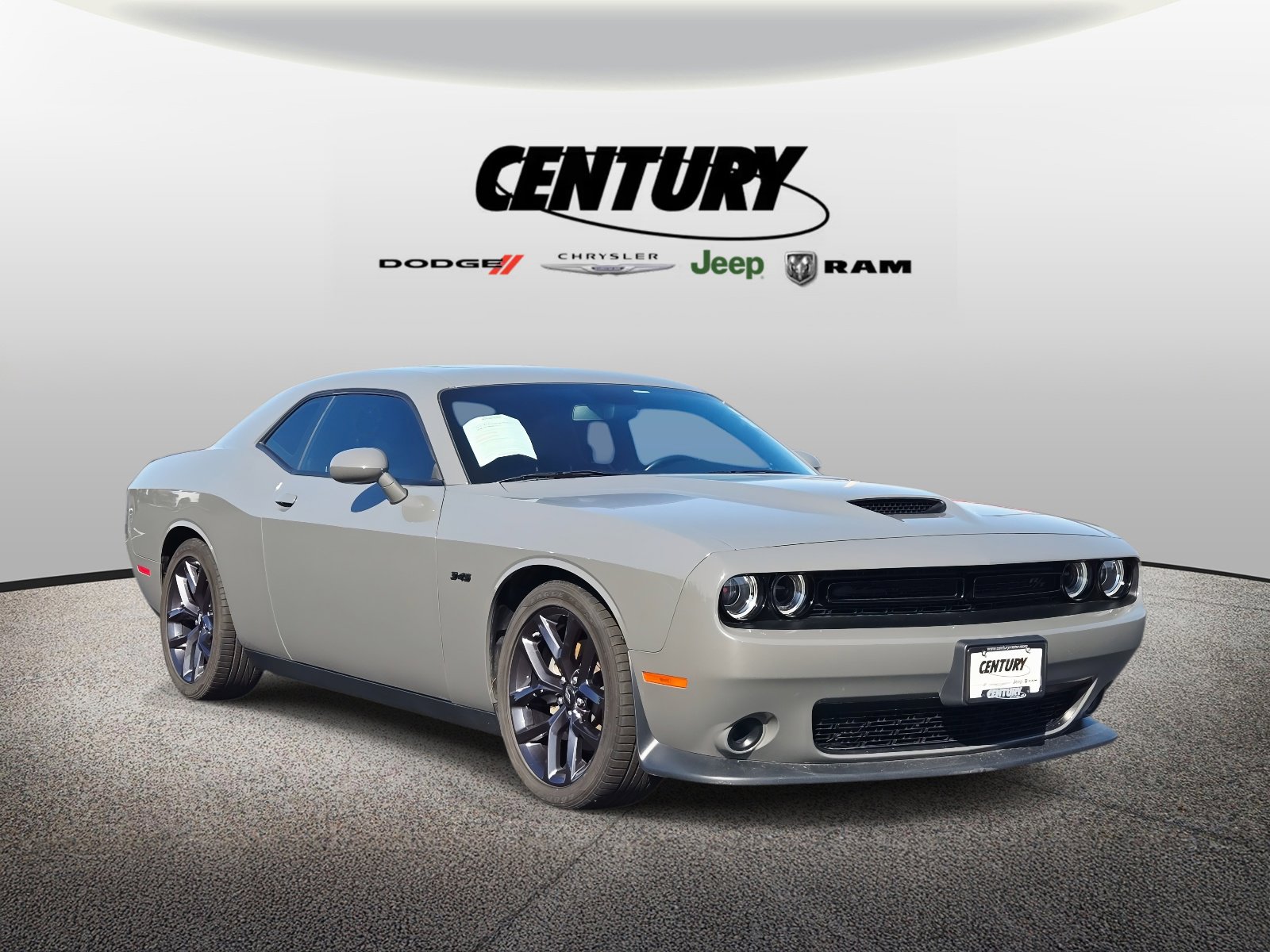 Used 2023 Dodge Challenger R/T w/ Blacktop Package image 1