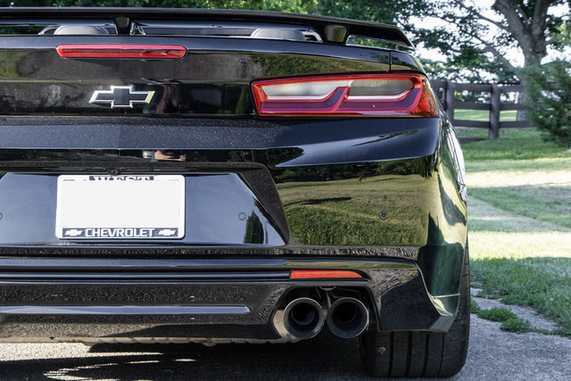 Used 2018 Chevrolet Camaro ZL1 w/ LPO, ZL1 Protection Package RWD image 65