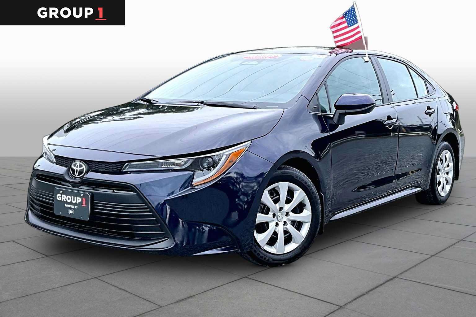 Certified 2025 Toyota Corolla LE FWD image 1