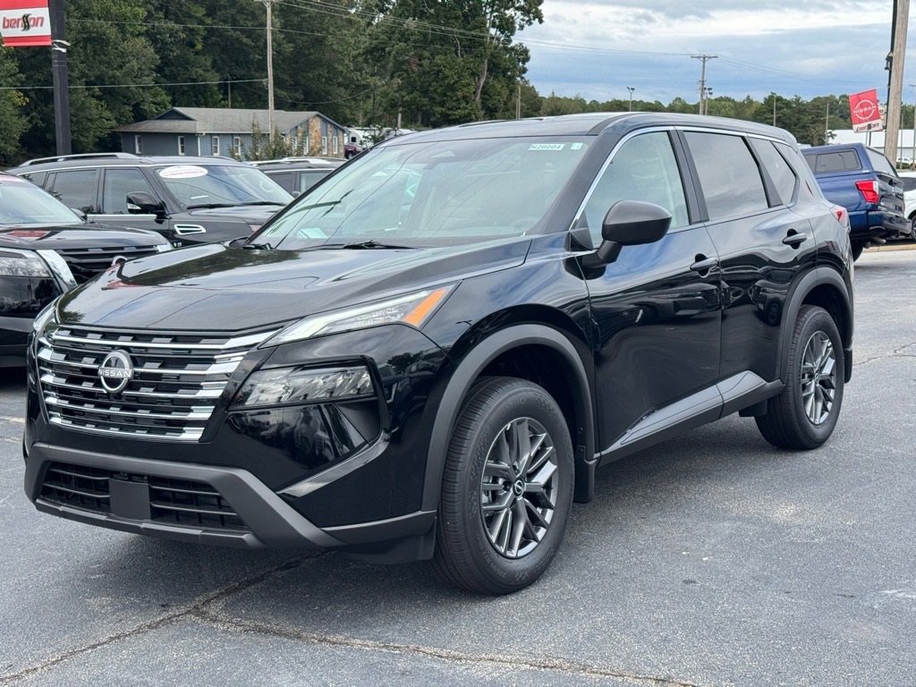 New 2026 Nissan Rogue S image 7