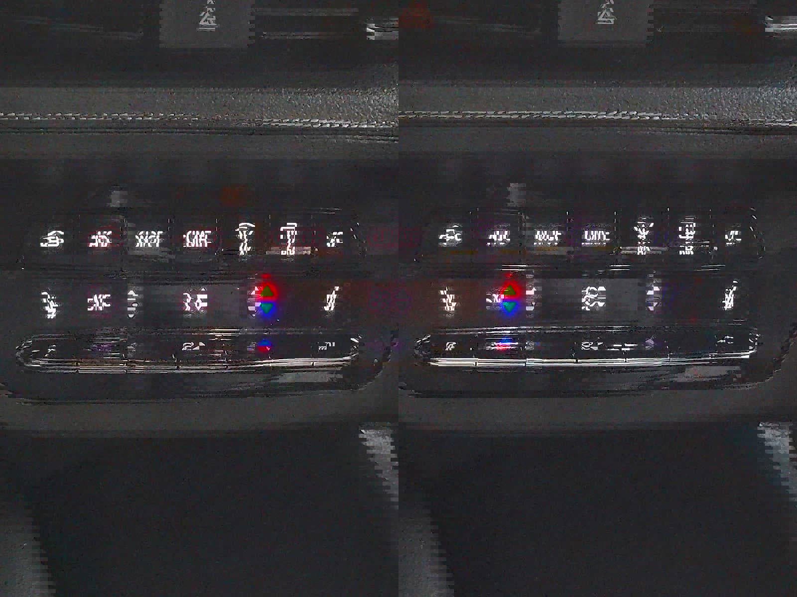 Used 2023 Buick Envision Essence w/ Sport Touring Package image 15