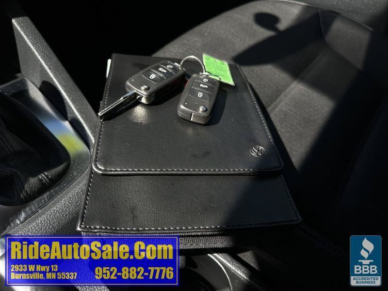Used 2011 Volkswagen Jetta SE FWD image 33