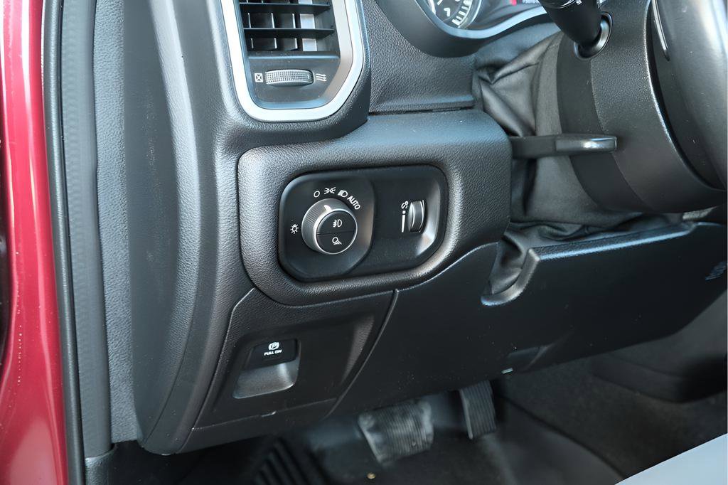 Used 2021 RAM 1500 Big Horn image 9