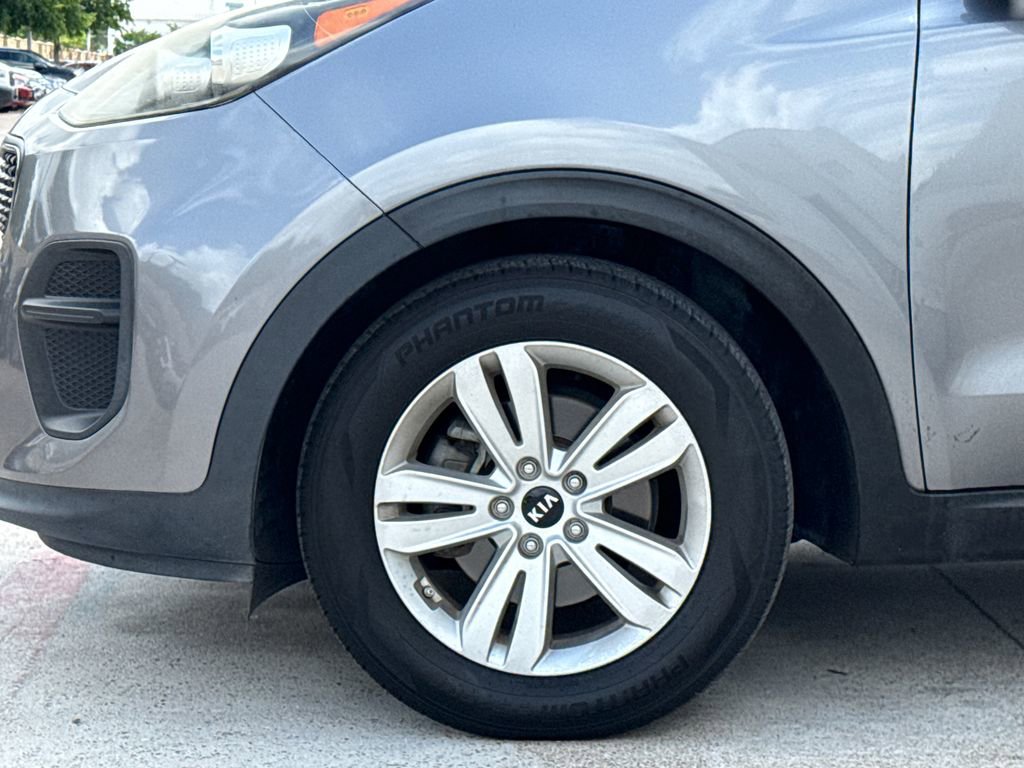 Used 2019 Kia Sportage LX image 5